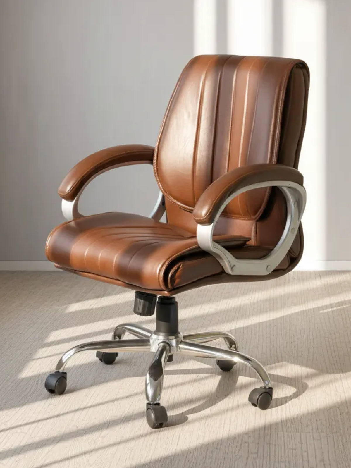 Parak Lunex Luxury Executive Medium Back Chair