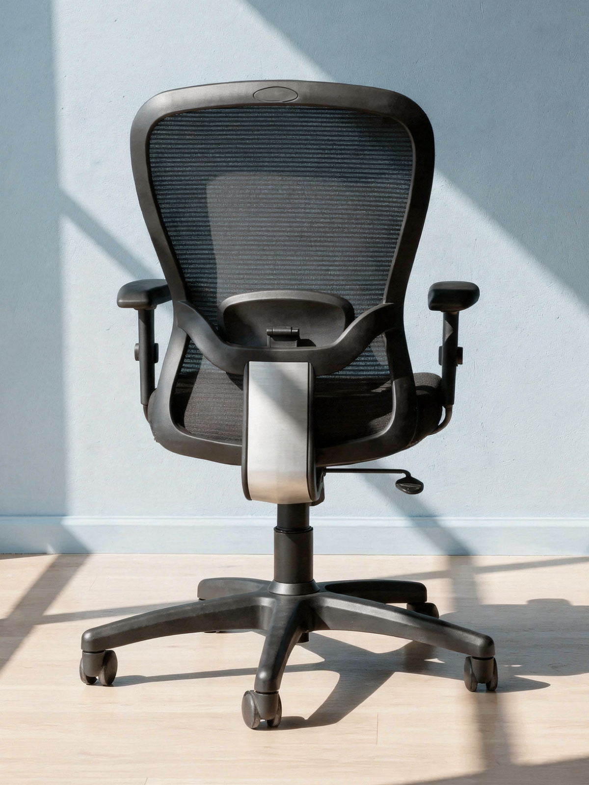 Parak Valtrano Executive Medium Back Chair