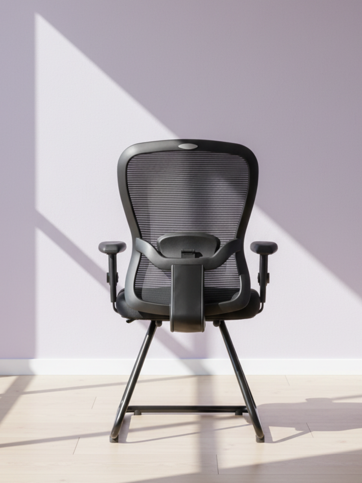 Parak Valtrano Executive Visitor Chair