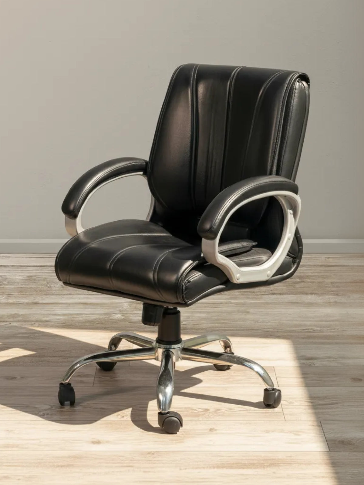 Parak Aurex Comfort Plus Executive Medium Back Chair