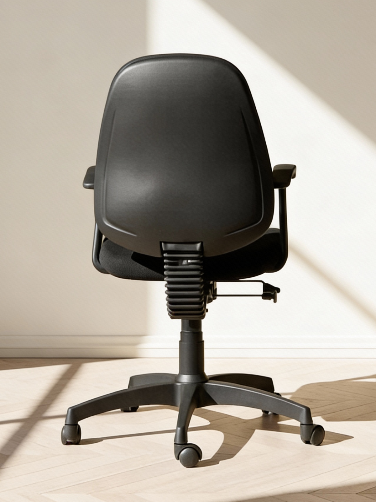 Parak Zenvaro Chair