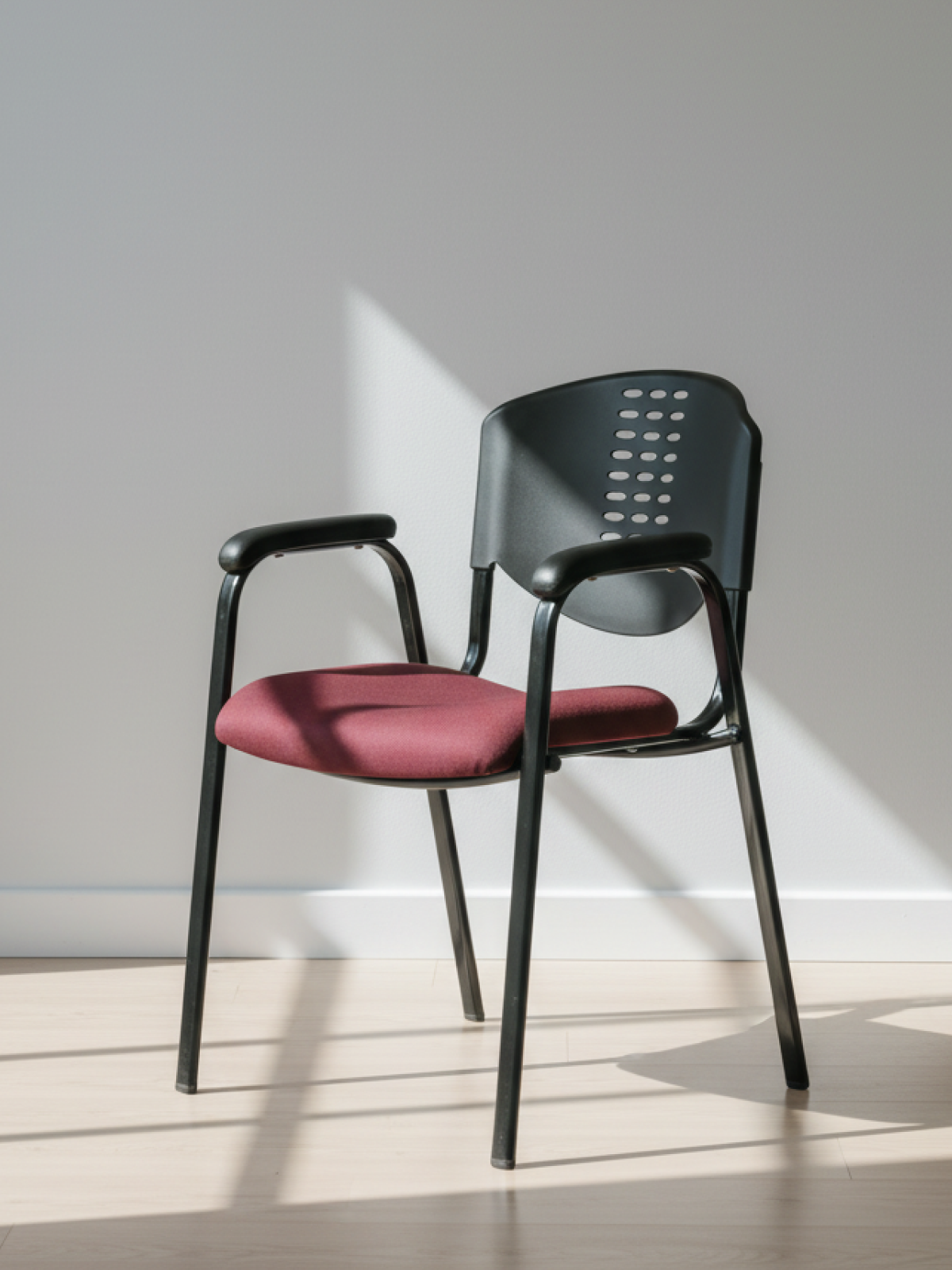 Parak Fervix Visitor Chair