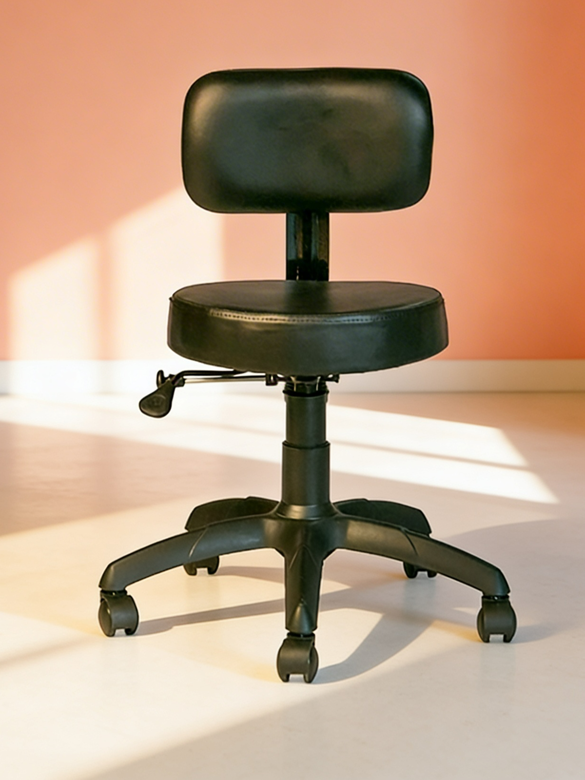 Parak Pravon Lab Chair