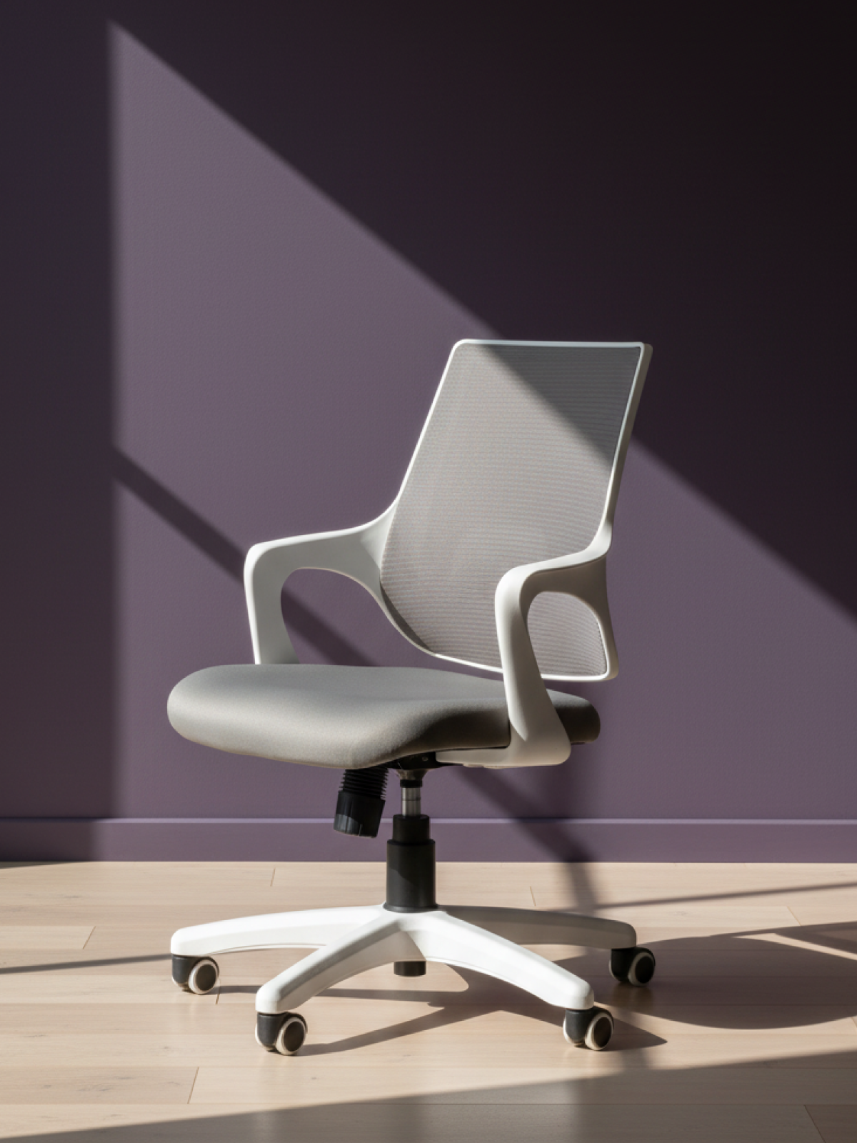 Parak Xavero Executive Style Medium Back Chair