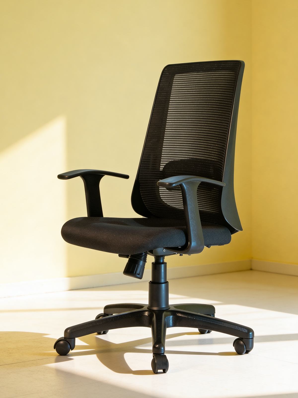 Parak Aurelo Premium Medium Back Chair