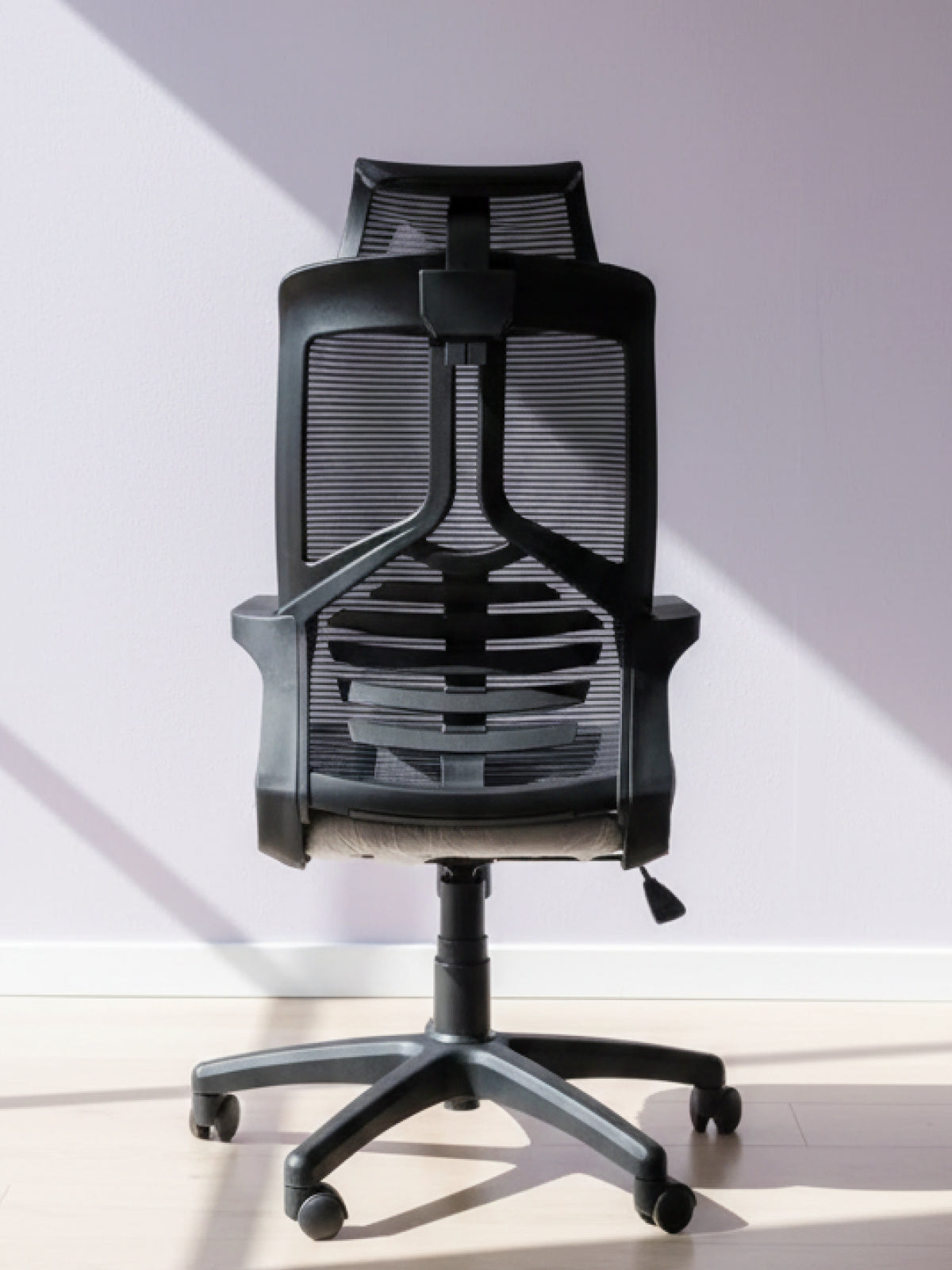Parak Javron Adjustable High Back Chair
