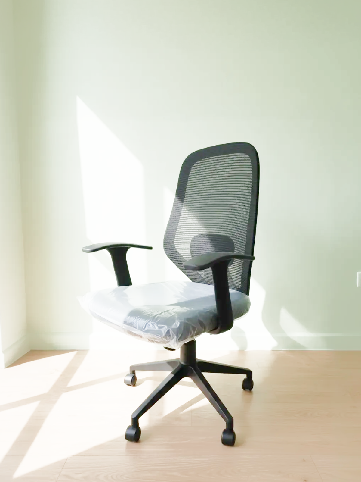 Parak Quvion Modern Comfort Medium Back Chairs